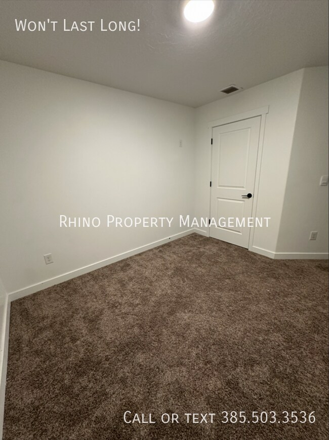 Building Photo - 429 N Northshore Dr