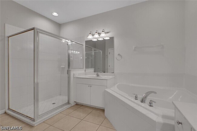 Building Photo - 7844 Clemson St