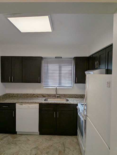 Building Photo - 15802 Orlan Brook Dr