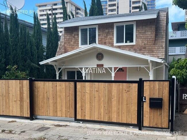 Building Photo - 244 Kapili St