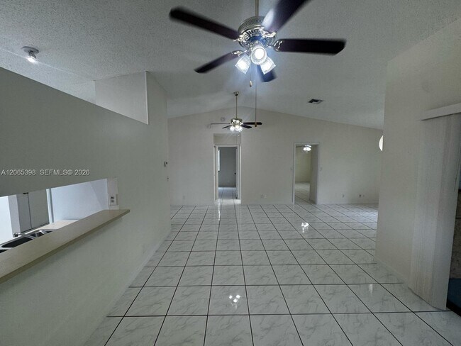 Building Photo - 8848 NW 76th Ct