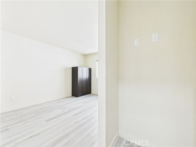 Building Photo - 8457 Langdon Ave