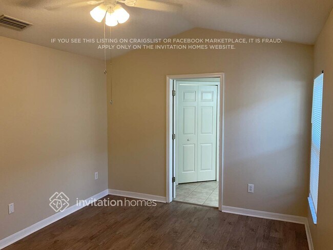 Building Photo - 1415 Delano Trent St