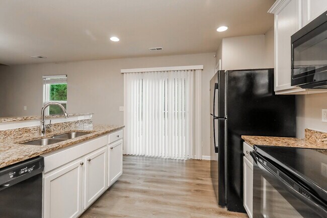 Building Photo - 1908 Boulder Ct