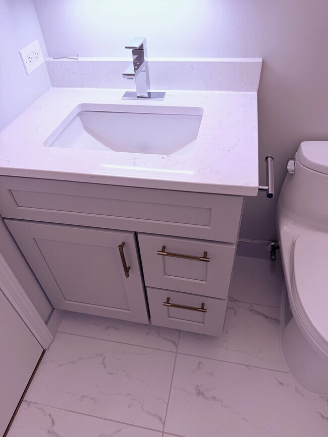 Building Photo - 2741 Odlum Dr