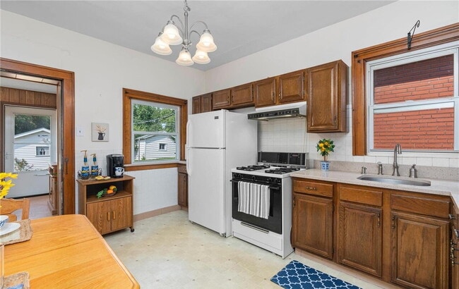 Building Photo - Experience Elevated Living