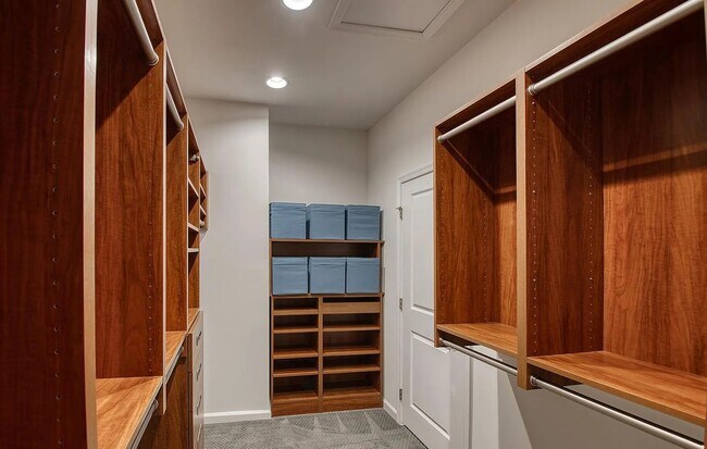 Building Photo - 4906 Small Gains Wy
