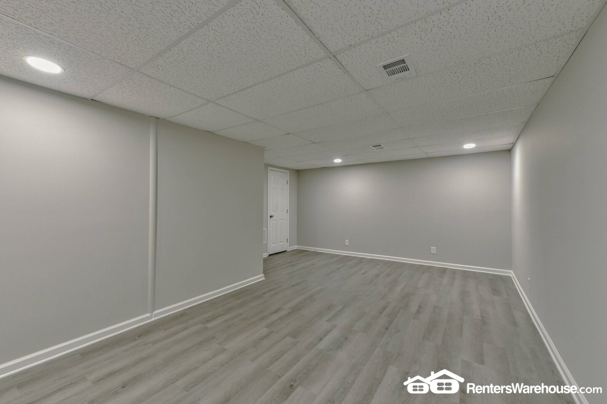 Building Photo - 2480 Rockcliff Rd SE