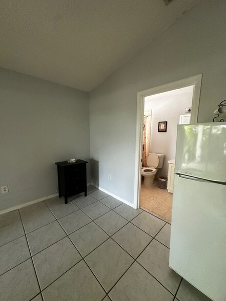Building Photo - 14811 SW 141st Ter