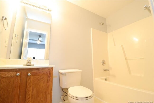 Building Photo - 4105 Scofield Dr