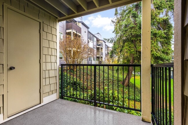 Building Photo - 2020 Grant Ave S