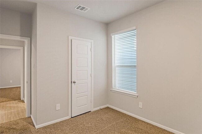 Building Photo - 3116 Pecan Farm Ln