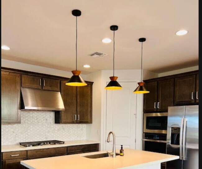 Building Photo - BRAND NEW HOME IN UNION PARK IN PHOENIX