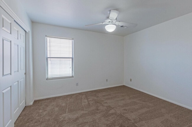 Building Photo - 17856 W Watson Ln