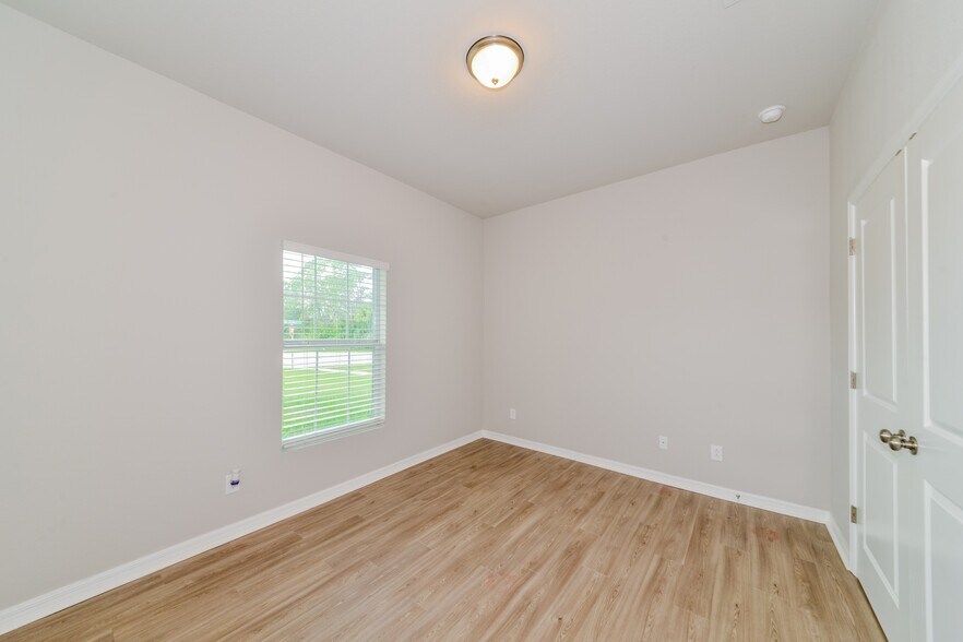 Building Photo - 6136 McKinley Terrace