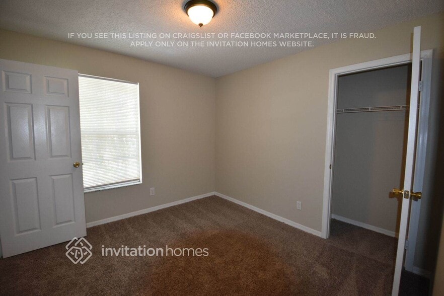 Building Photo - 9707 Fox Hollow Rd