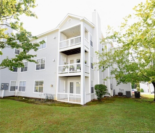 Building Photo - 224 Waterdown Dr