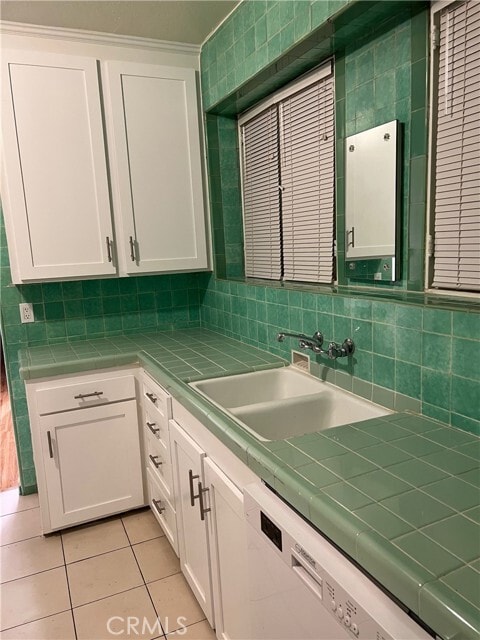 Building Photo - 425 S Palm Dr