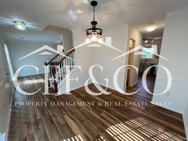 Building Photo - Lovely home now available in Duncan