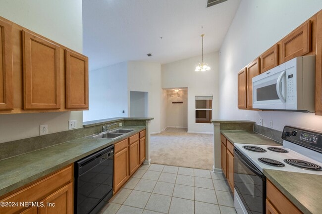 Building Photo - 9505 Armelle Way