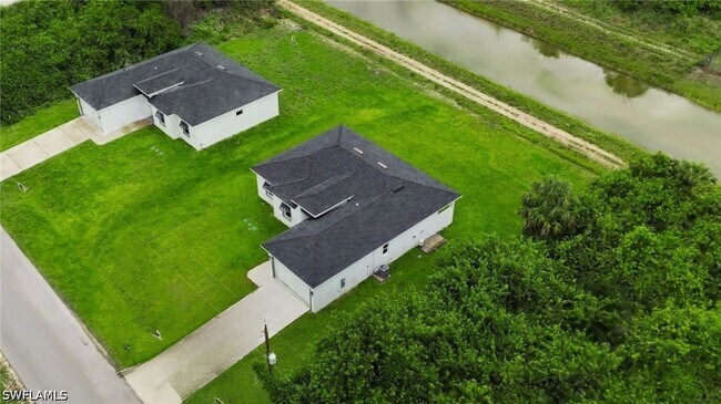 Building Photo - 6048 Stratton Rd