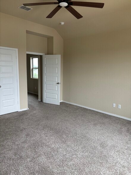 Building Photo - 6026 Galena Rock