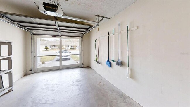 Building Photo - 8665 SW 94th St