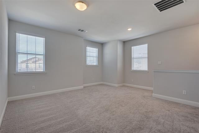 Building Photo - 724 Amenduni Ln