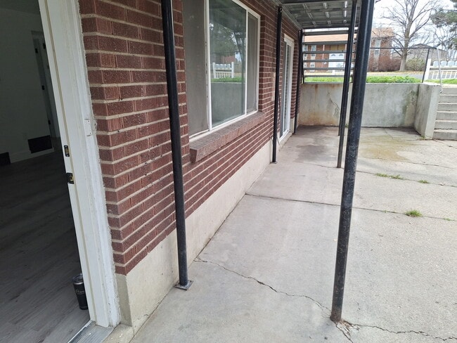 Building Photo - Roy 4-plex 1958