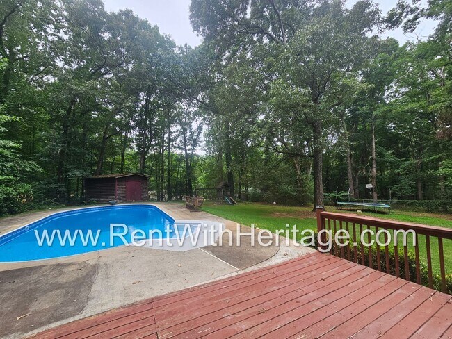 Building Photo - WOW! GORGEOUS HOME / PARTIAL FINISHED BASEMENT / RESORT STYLE POOL/ ALEXANDER HIGH SCHOOL