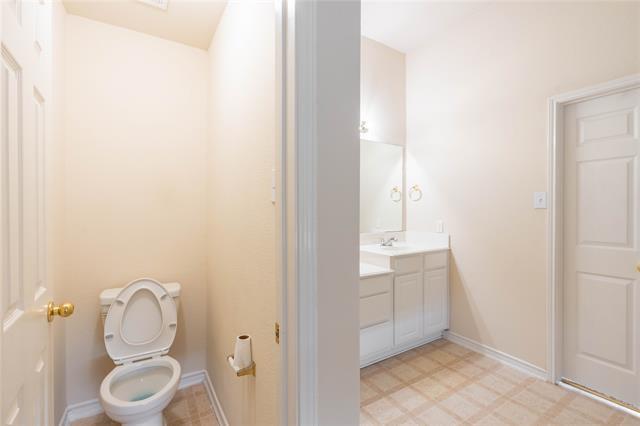 Building Photo - 4500 Carmel Mountain Dr