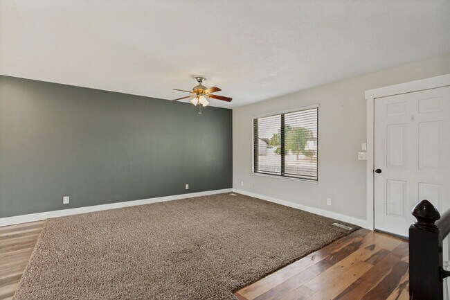 Building Photo - 2175 S 150 W