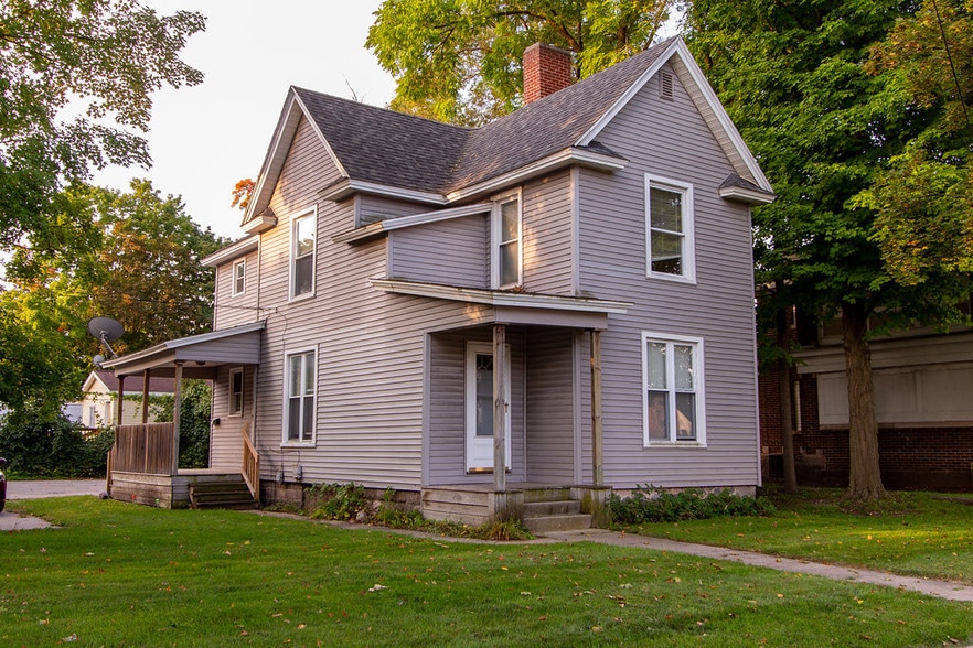 House - 310 Maple St