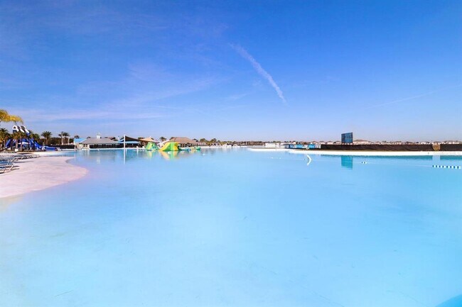 Building Photo - 31894 BLUE PASSING Loop