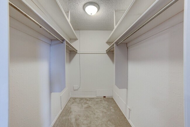 Building Photo - Charming Updated 3-Bedroom Home in South B...
