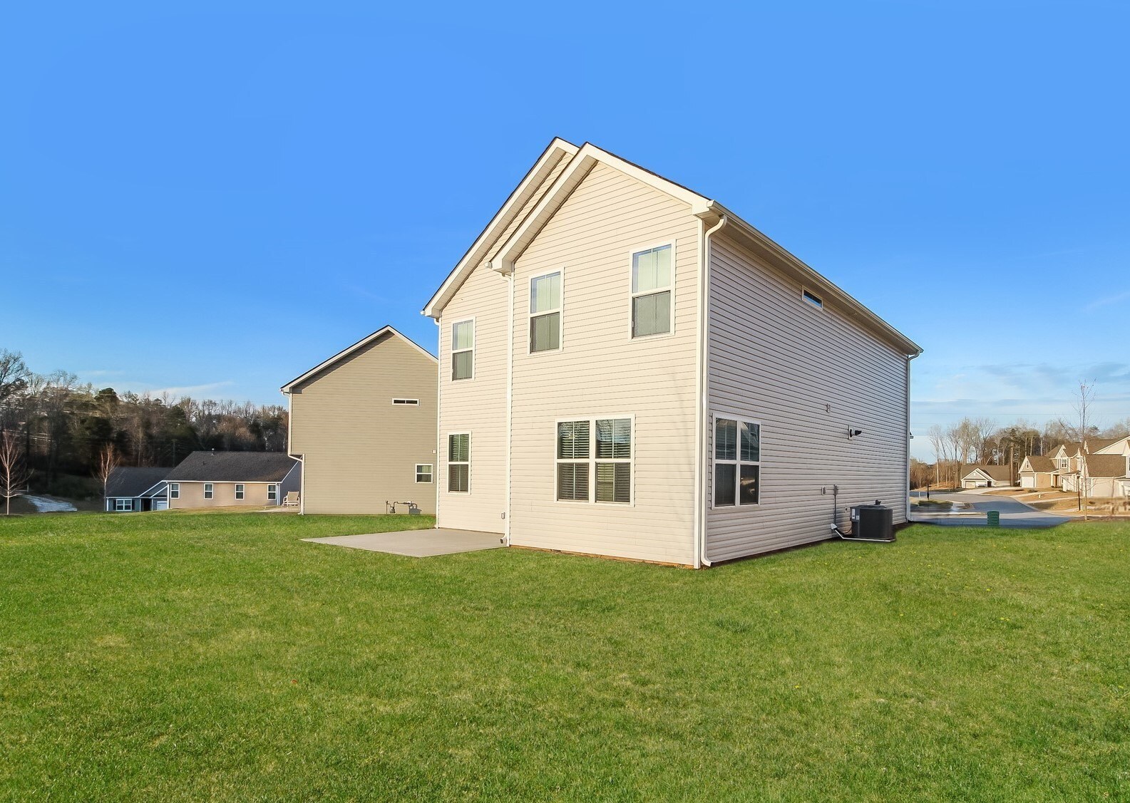 Building Photo - 100 Renwood Rd
