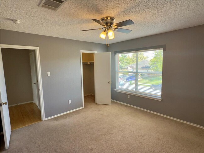 Building Photo - 3640 Bass Loop