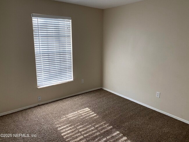 Building Photo - 1643 Rhonda Dr