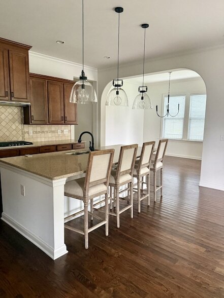 Building Photo - 4155 Old Light Cir