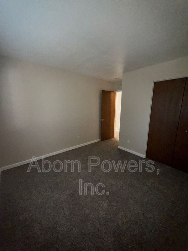 Building Photo - 2529 Greenwood Ln