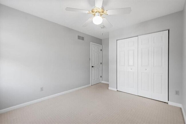 Building Photo - 102 Westbrooke Ln