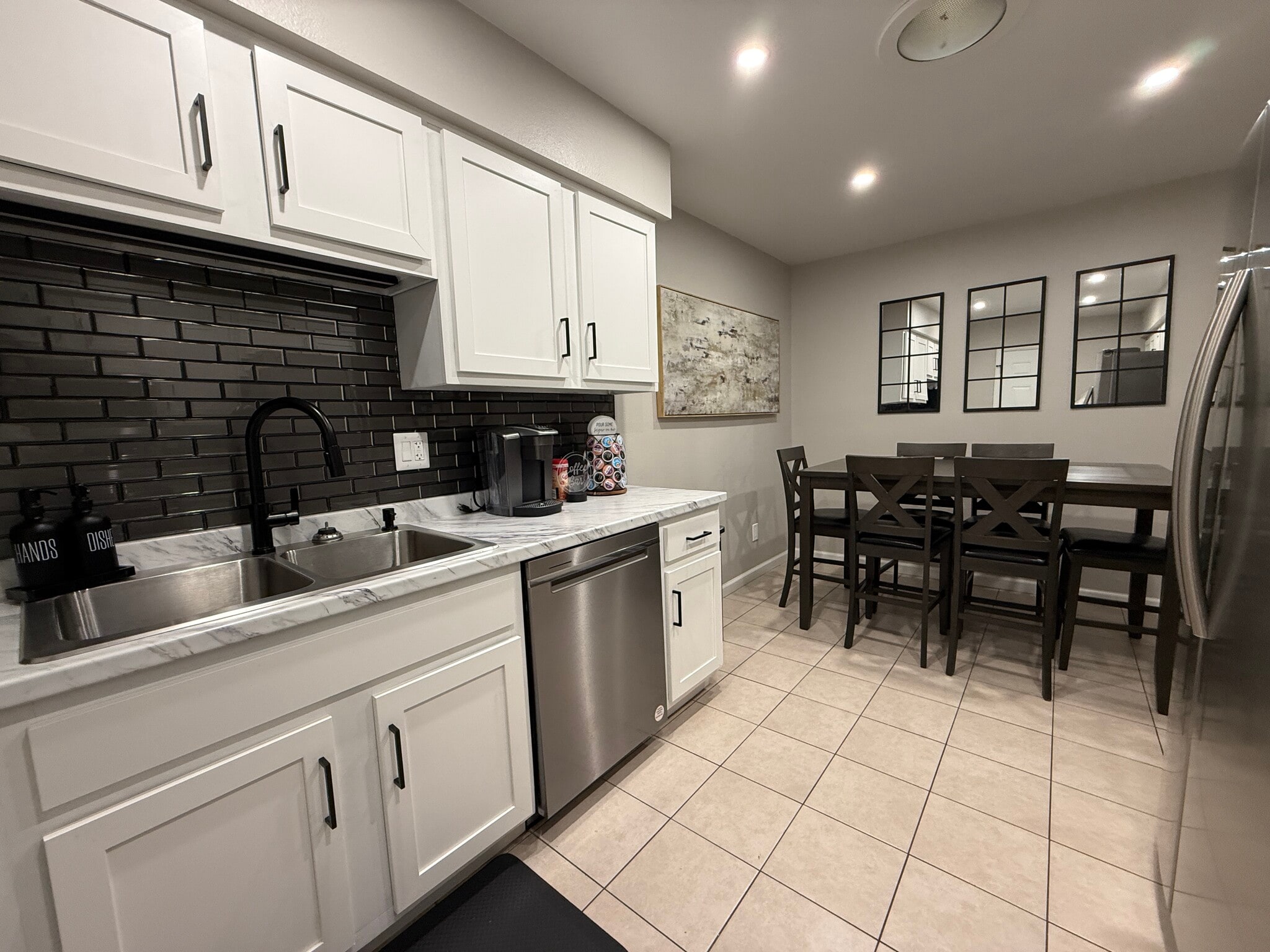 Kitchen/dining - 5916 Newcombe Ct