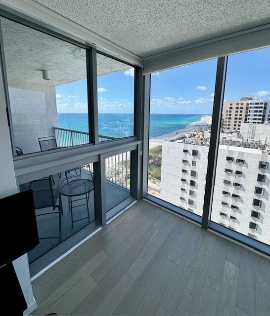 Ocean View Second Bedroom - 2655 Collins Ave