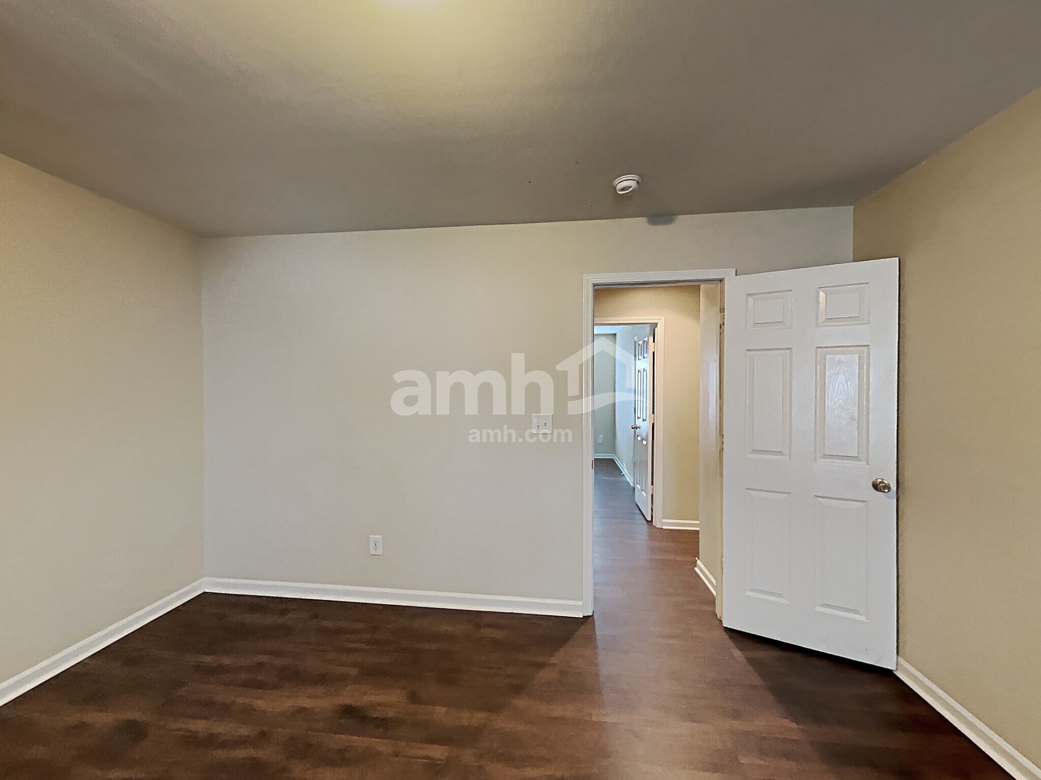 Building Photo - 4227 Springhaven Dr