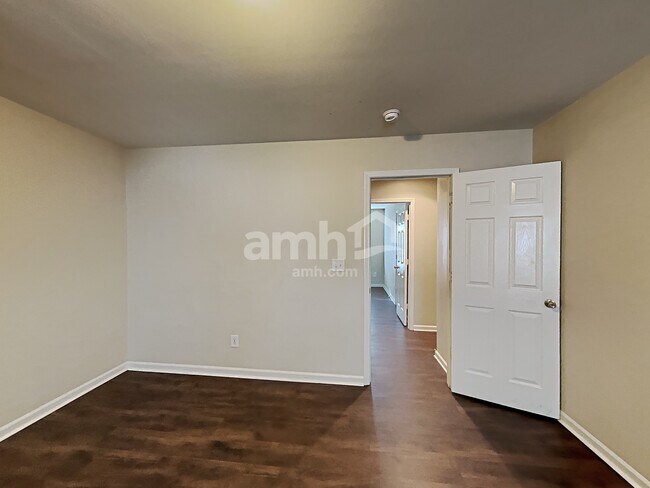 Building Photo - 4227 Springhaven Dr