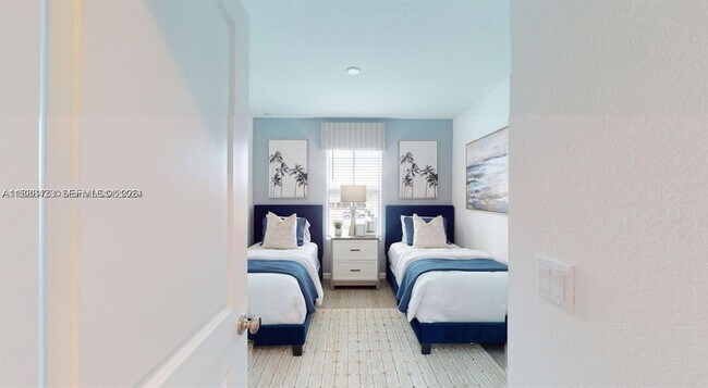 Building Photo - 10241 SW Newberry Ave