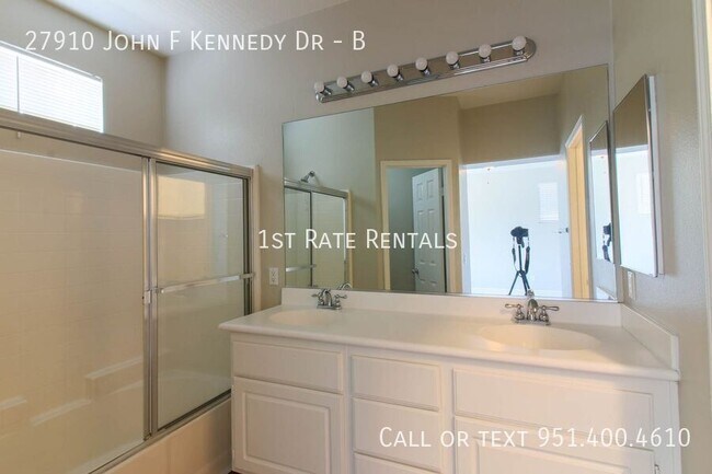 Building Photo - 27910 John F Kennedy Dr