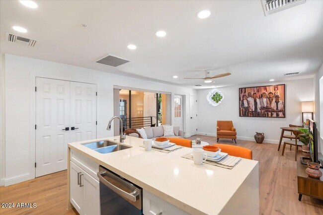 Building Photo - 16844 AVENUE OF THE FOUNTAIN - Ave