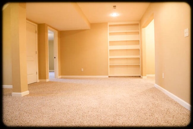 Building Photo - Pottery Barn-Style Home with Walkout Basem...