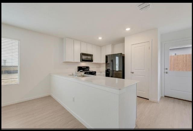 Building Photo - 1600 Baugh St